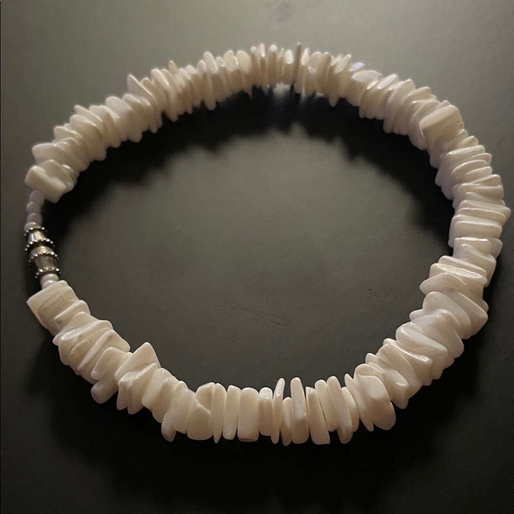White Puka Shell Anklet 9”